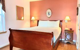 Excelsior Inn